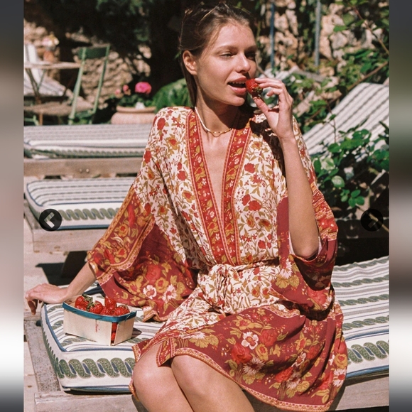 Arnhem Freya Kimono - Picture 1 of 10